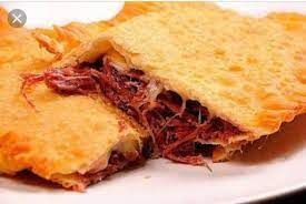 Pastel de Carne Seca com Catupiry