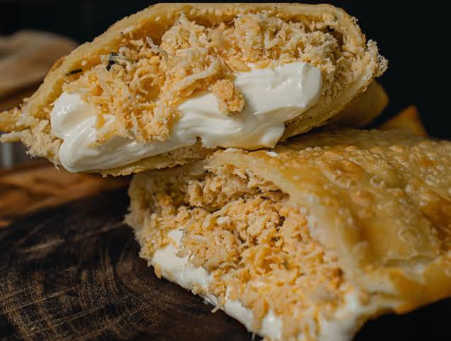 FRANGO COM CREAM CHEESE,PALMITO E VINAGRETE