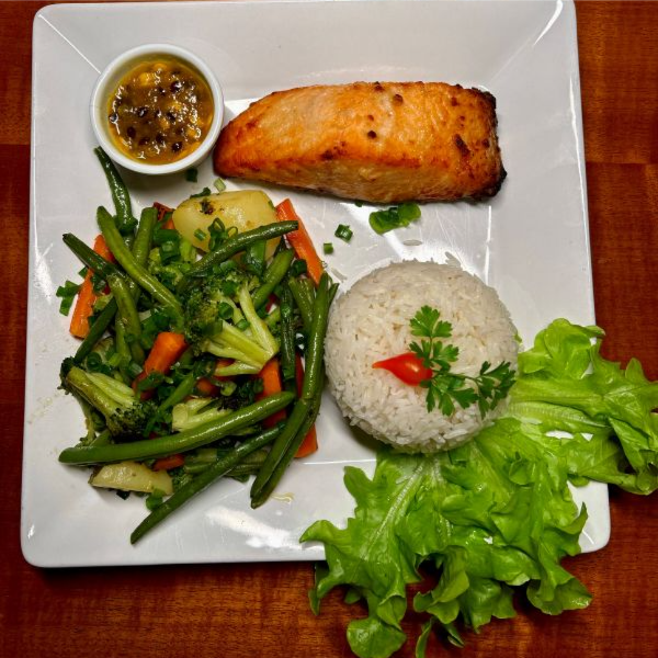 Salmão ao Molho de Maracujá (2 Pessoas)
