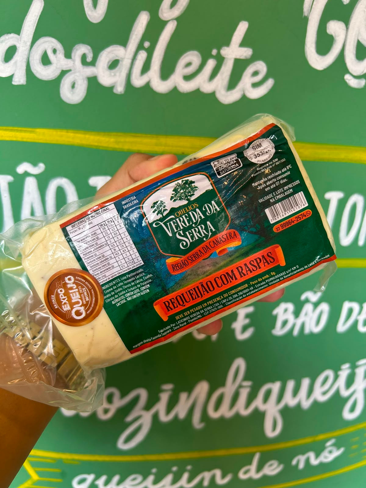 Requeijao de Corte com Raspas do Tacho Vereda da Serra - 580g 