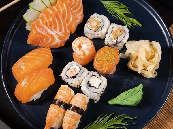 Combinado Salmão e Camarão