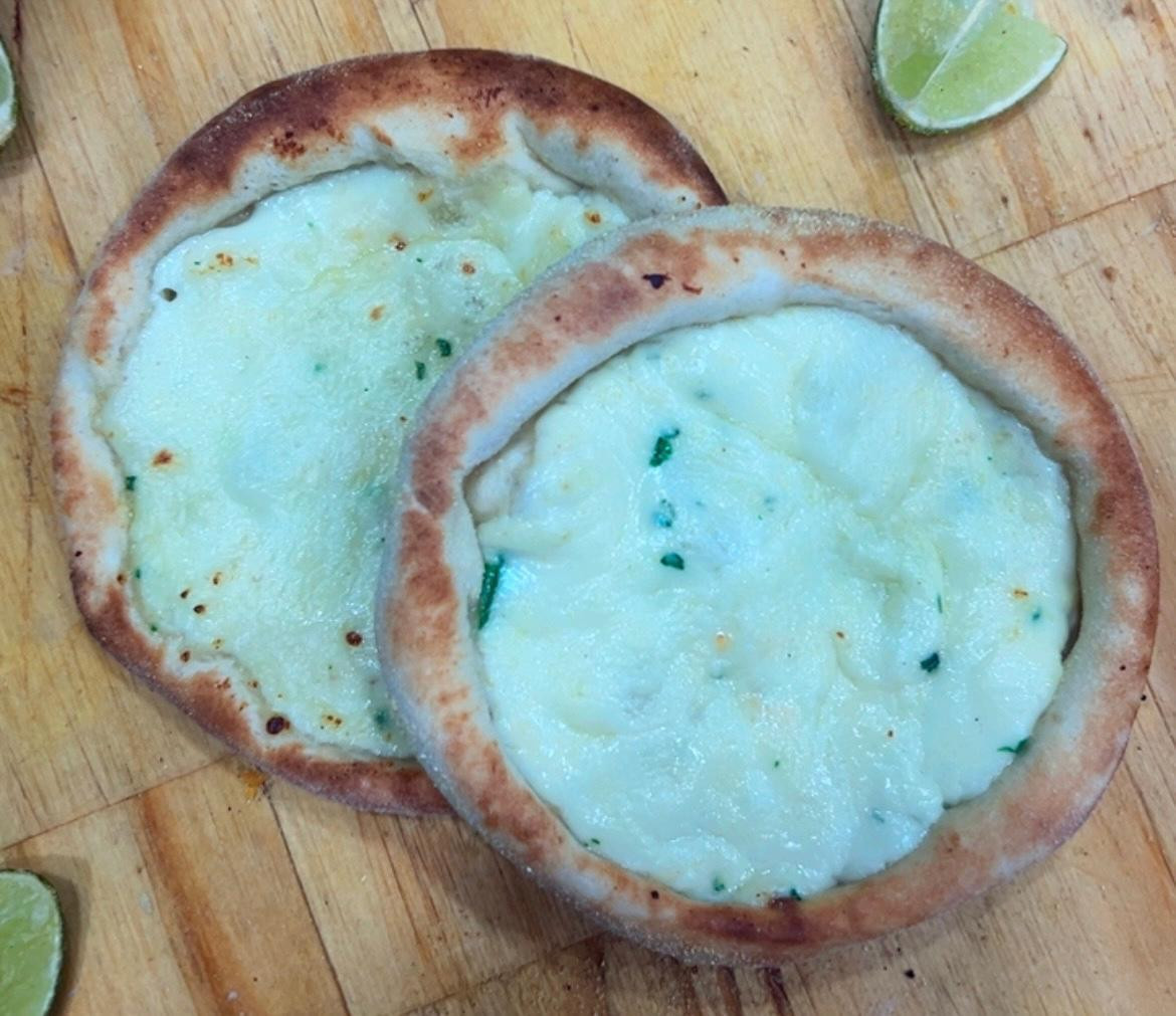 ESFIHA QUEIJO