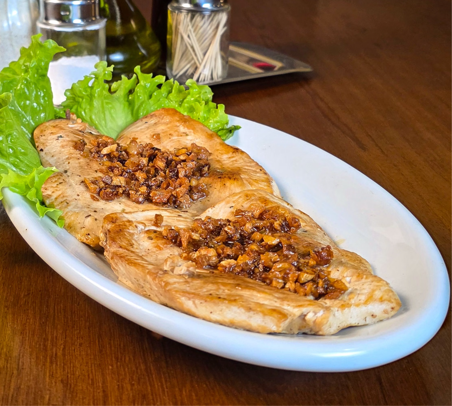 Filé de Peito de Frango  Alho e Óleo