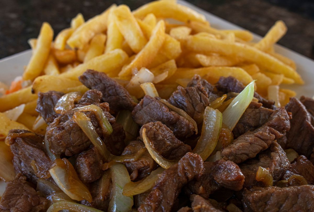 CARNE DO SOL COM FRITAS OU AIPIM