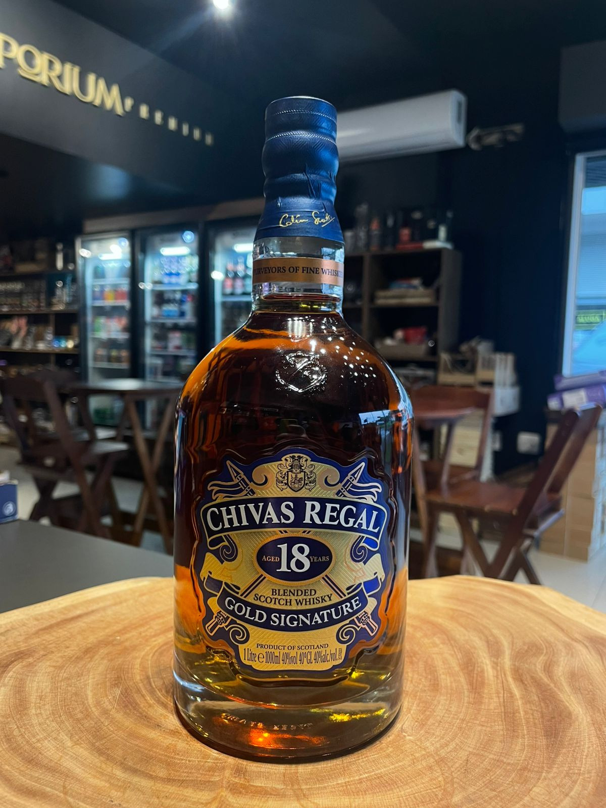 Chivas Regal 18 Years Gold Signature 