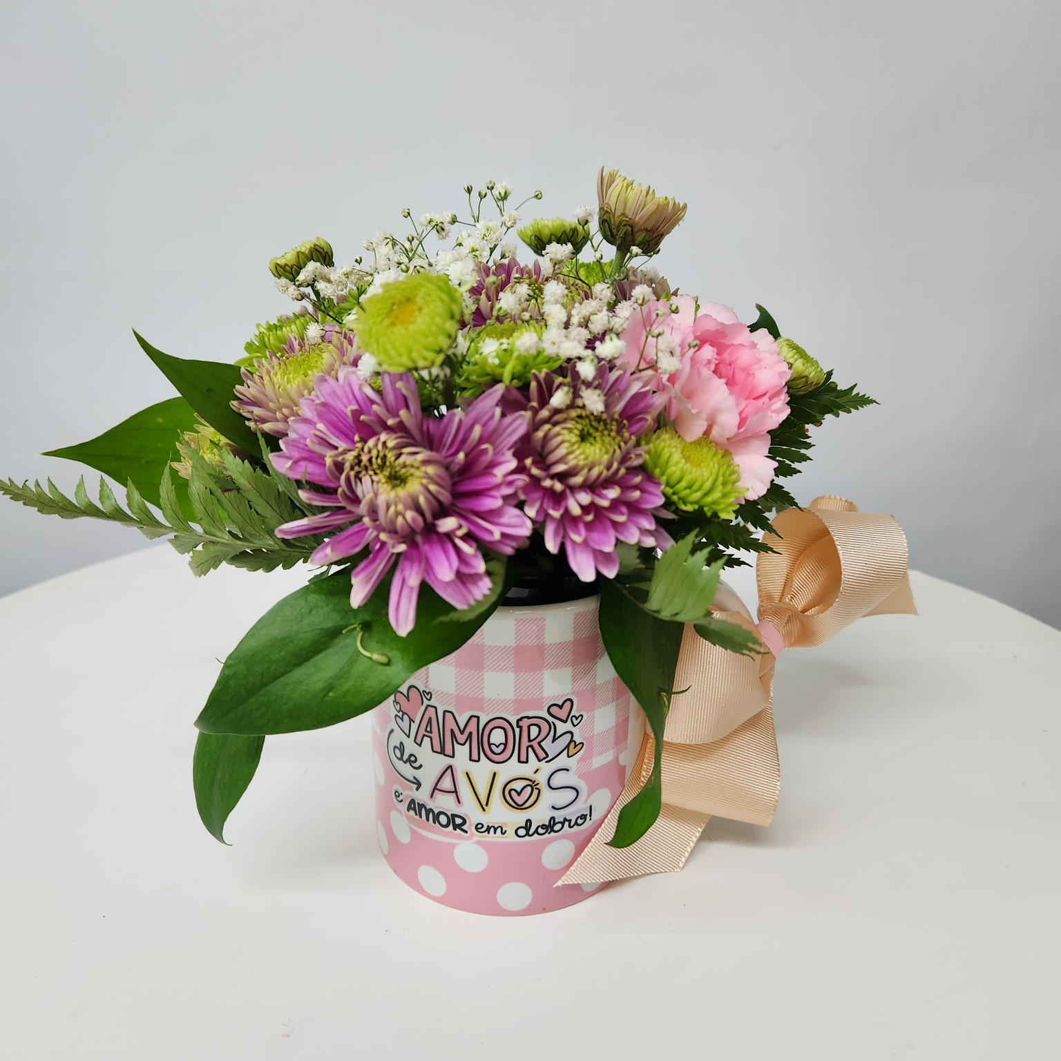CANECA COM FLORES DO CAMPO