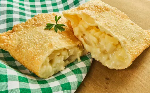 PASTEL PALMITO COM QUEIJO