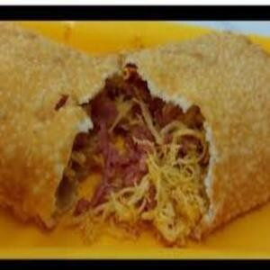 PASTEL FRANGO C/ CALABRESA