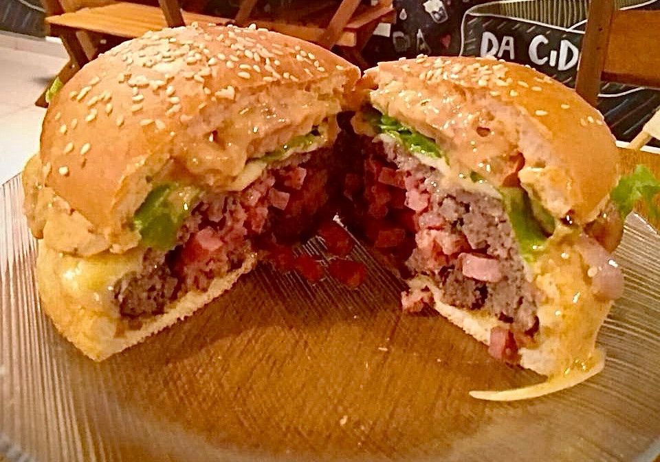 Hamburguer Recheado de Bacon