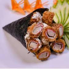 temaki de kani empanado ( o kani e empanado )