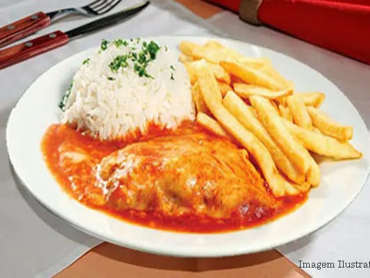  Parmegiana de filé de tilápia