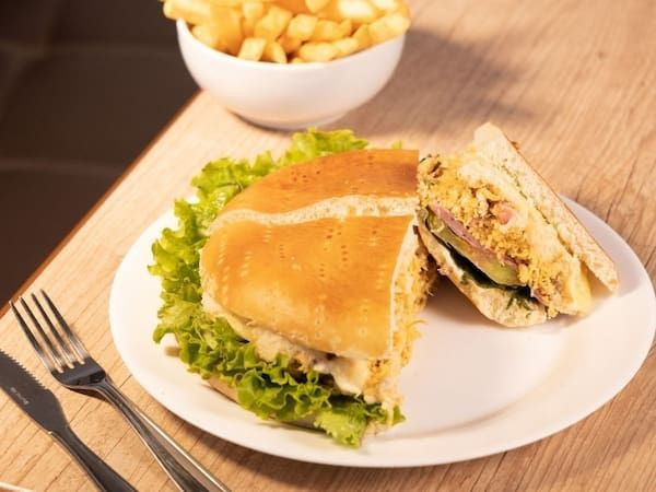 Beirute de Frango c/ Catupiry