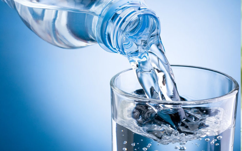 AGUA COM GAS 500 ML