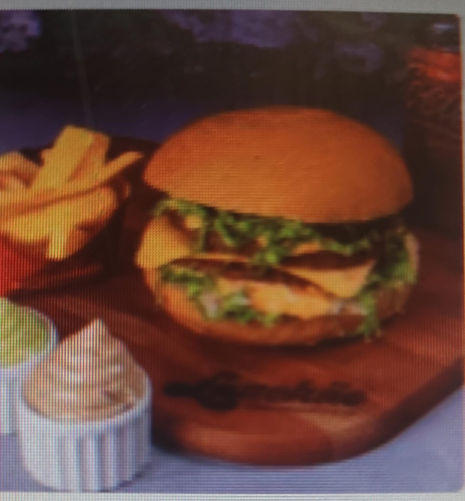 Combo Big Lanchão - com Fritas + Refri ou Suco