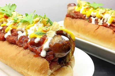 CACHORRO QUENTE LINGUIÇA