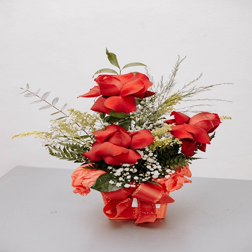 CAIXINHA COM 3 ROSAS