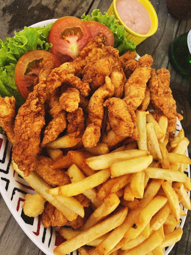 ISCA DE FRANGO A MILANESA COM FRITAS