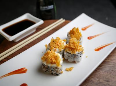 Uramaki Grelhado Nacho (4 Peças)