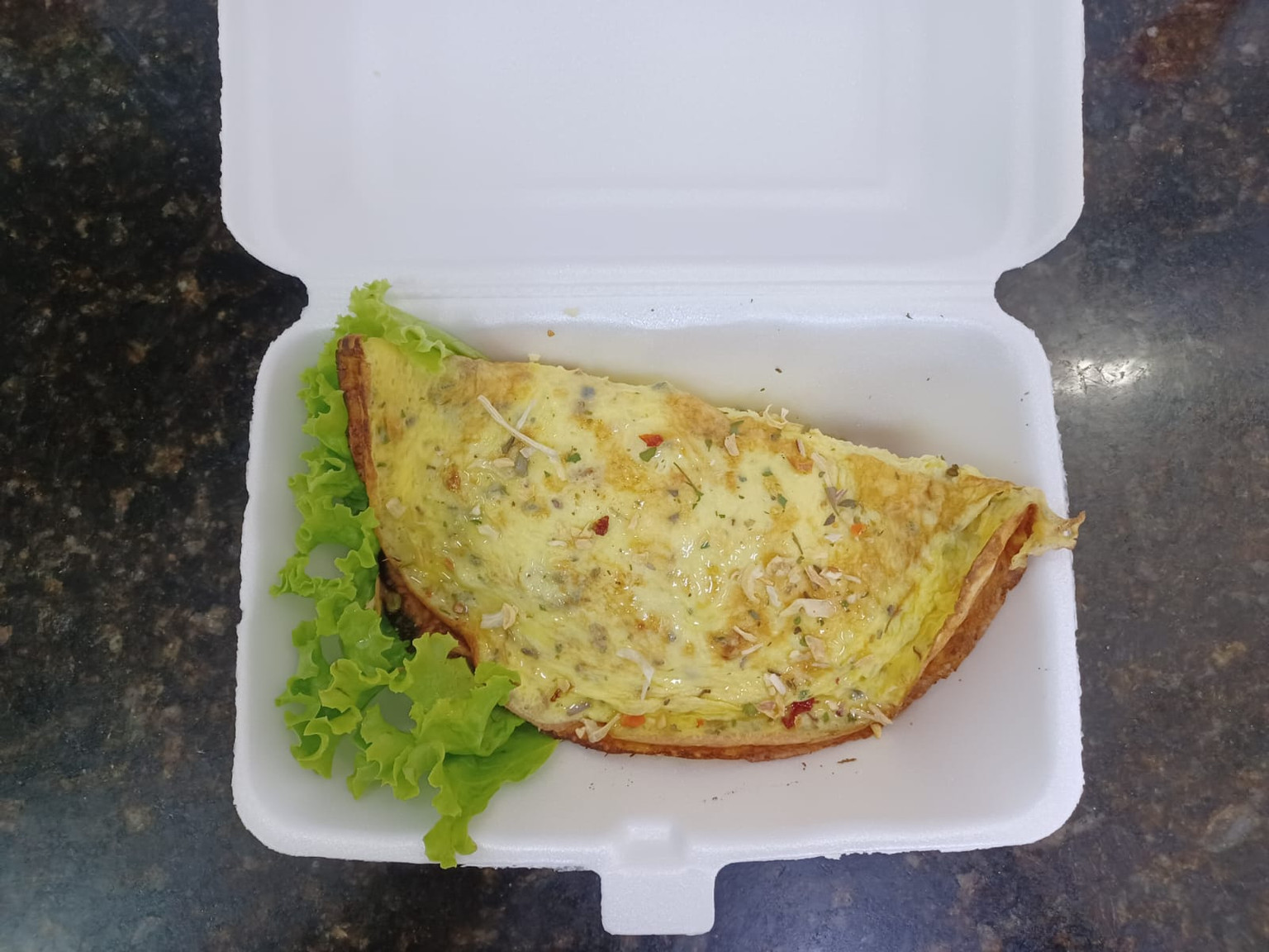 OMELETES DE FRANGO CREMOSO  COM SALADA Pedidos Seg a Sex 10:00 a 14:00 Hs.