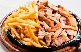 LOMBO Á PALITO COM FRITAS 