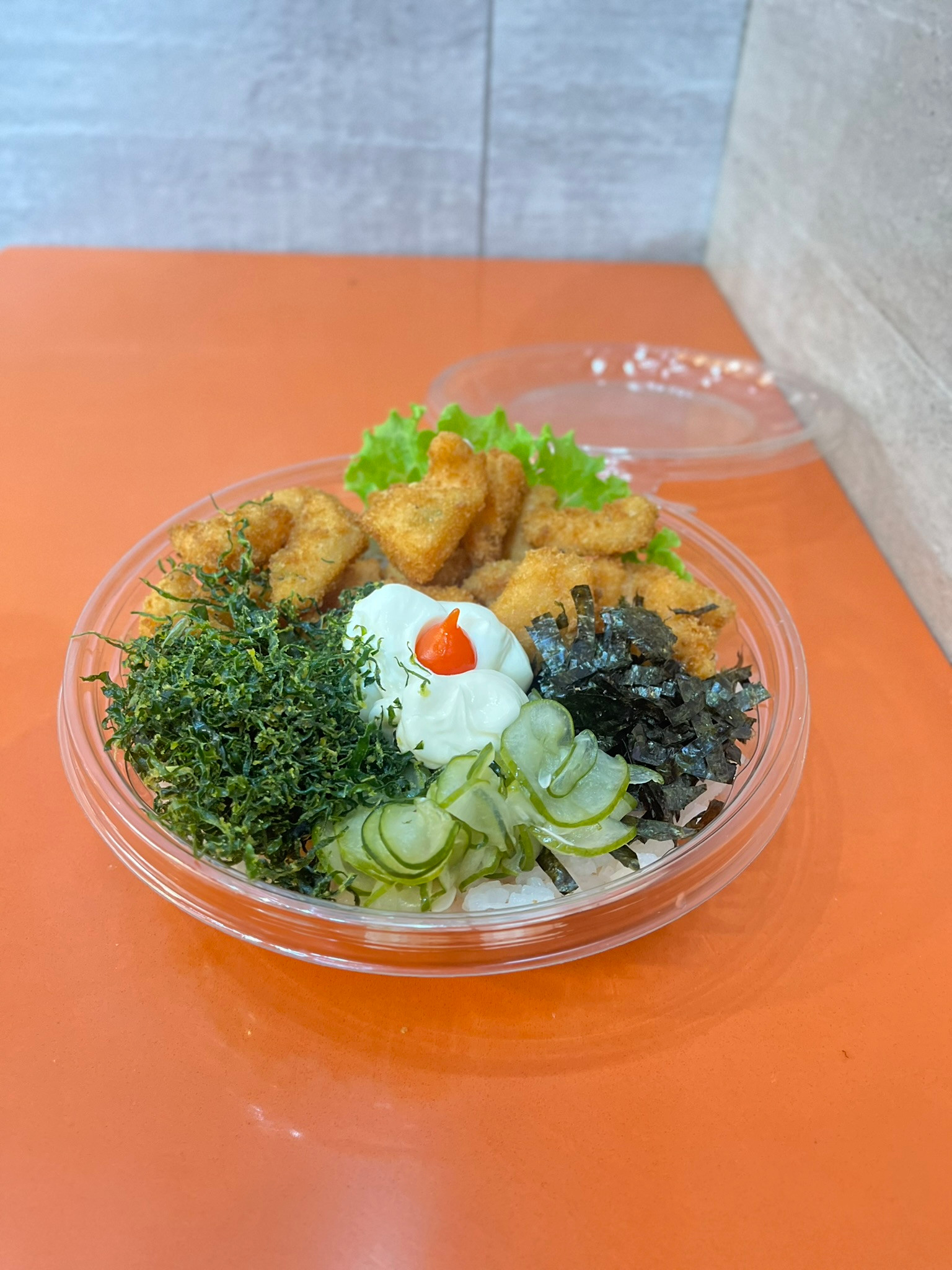 POKE SALMAO CRISPY