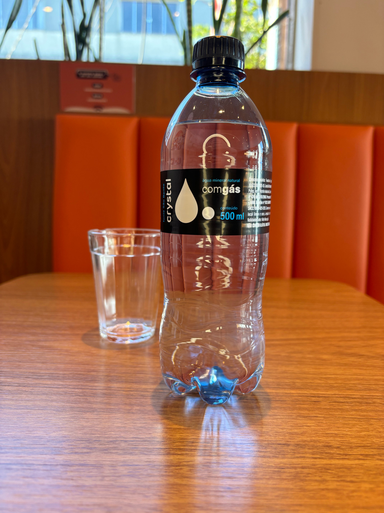 AGUA COM GAS
