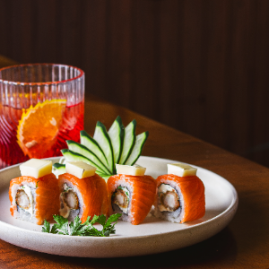 URAMAKI EBI BRIE