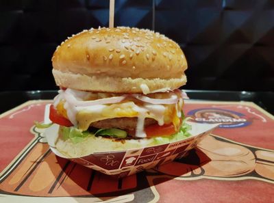 Hambúrguer  5 Queijos