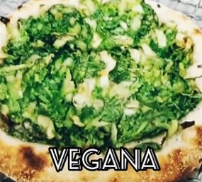 Pizza vegana,  brócolis com alho poró 8 pedaços..