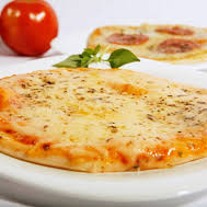 PIZZA MUSSARELA