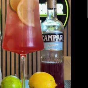 DOSE CAMPARI C/LIMAO