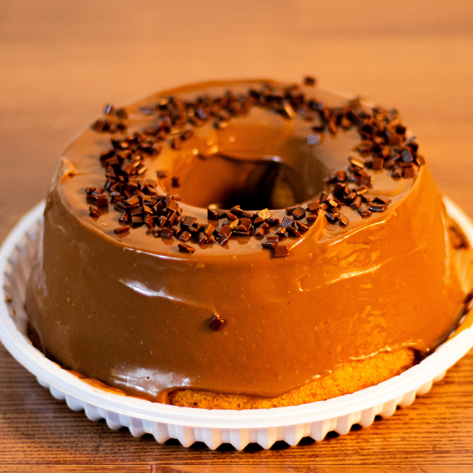 Cenoura com brigadeiro cremoso- Bolo Caseiro