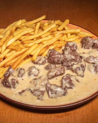 Filé Mignon com Fritas ao Molho Especial 600g