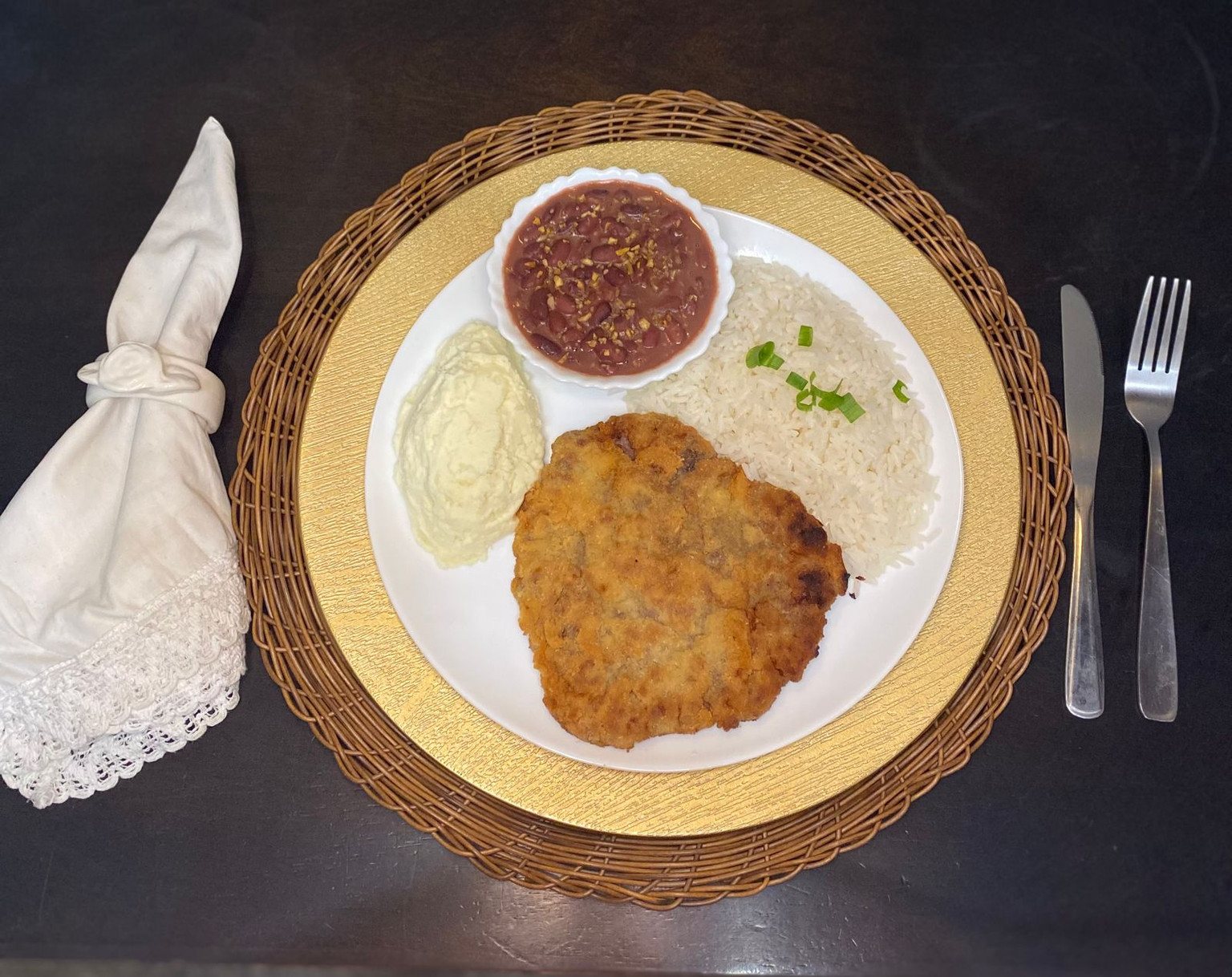 Bife a milanesa de frango
