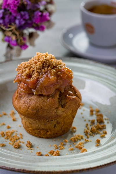 MUFFIN DE BANANA COM NOZES