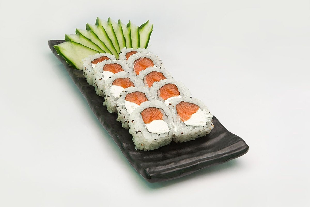 URAMAKI FILADELFIA (5 PEÇAS)