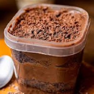 BOLO DE POTE TRUFADO