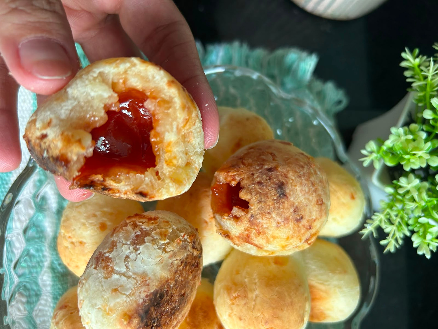 Pao de Queijo Recheado com Goiabada - 500g