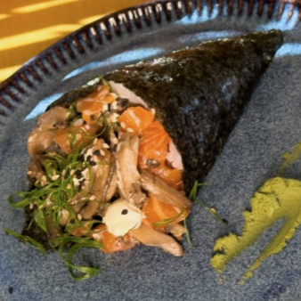 TEMAKI SALMÃO E SHIMEJI