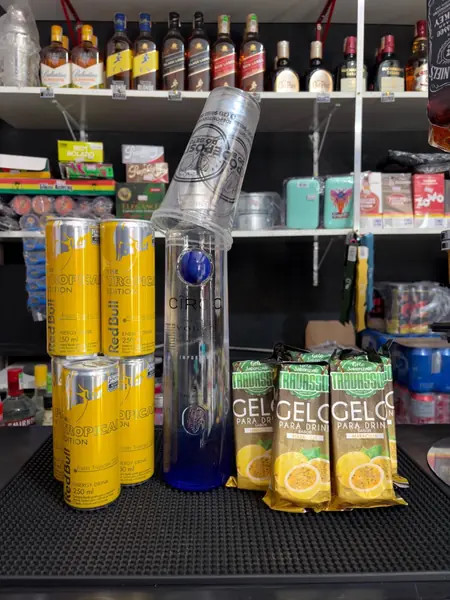 COMBO VODKA CIROC TRAD 750ML