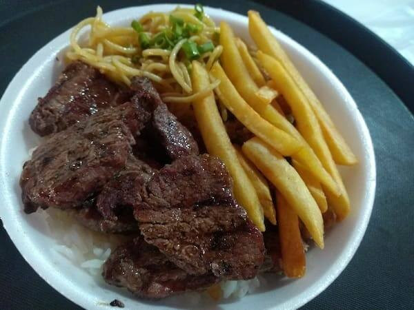 Marmitex (Grande) Com Churrasco