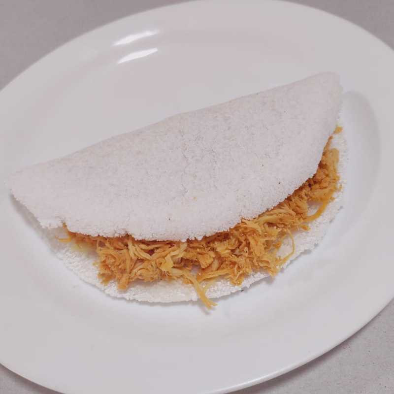 458 - Tapioca De Frango c/ requeijão