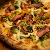 PIZZA BRÓCOLIS ESPECIAL P