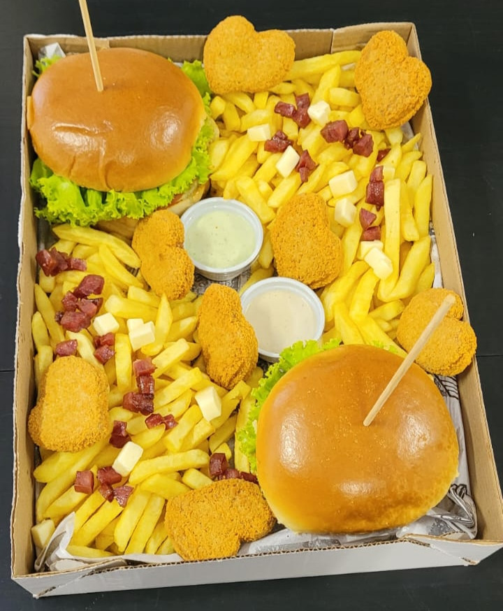 COMBO HAMBURGUER FAMILIA