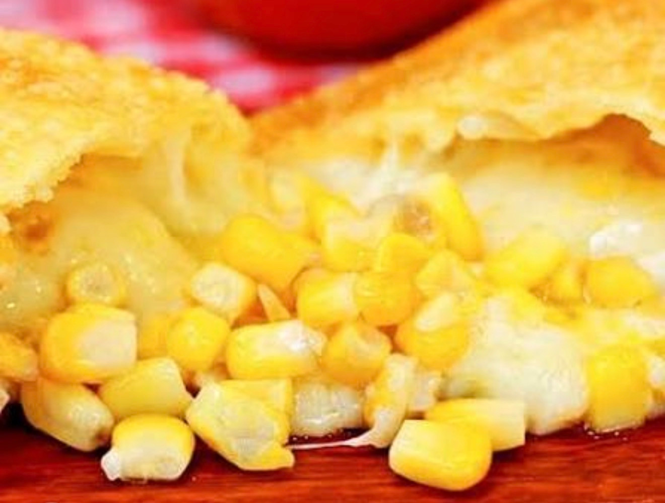 PASTEL QUEIJO COM MILHO
