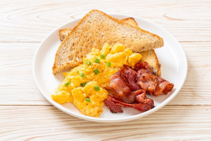 Ovos mexidos com Bacon