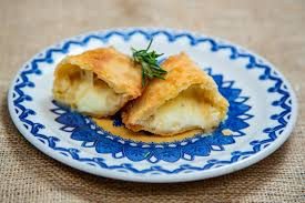 EMPANADA DE QUEIJO