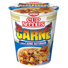 MACARRÃO INST. CUP NOODLES SABOR CARNE DEFUMADA 69g