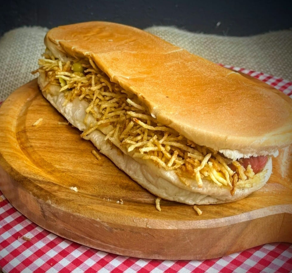 HOT DOG COM CORAÇÃO