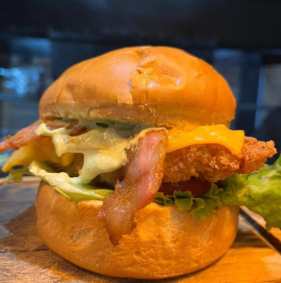 BURGER CHICKEN